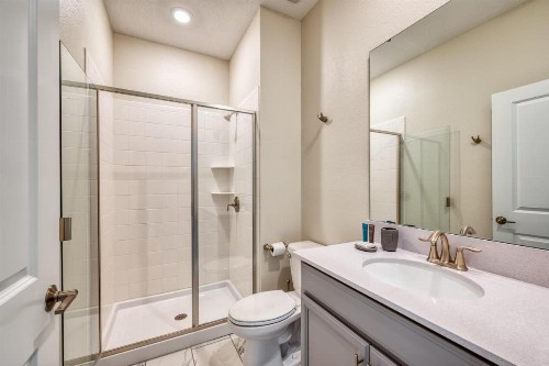 Amazing brand new 4 bed villa 10 minutes from Disney - image 9