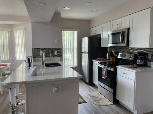 Family Premium 3BD Condo Apartment near Disney parks - image 2
