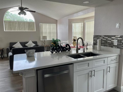 Family Premium 3BD Condo Apartment near Disney parks - image 5