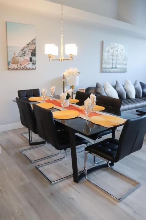 Wonderful Luxury Apartment close Disney - image 6