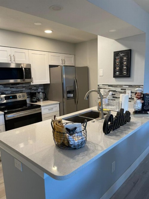 Grand Executive 3BD Condo Apartment near Disney Parks #4 - image 23