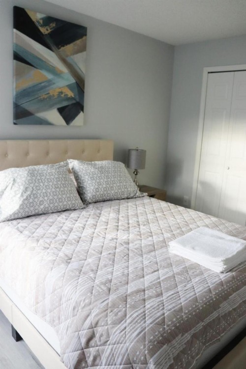 Grand Executive 3BD Condo Apartment near Disney Parks #4 - image 8