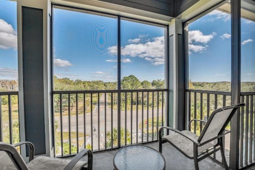 Near Disney - Stunning 3BR - Pool and Hot Tub! - image 11