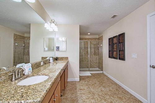 5 Bed House w- Pool in Paradise Palms 3180PP - image 2
