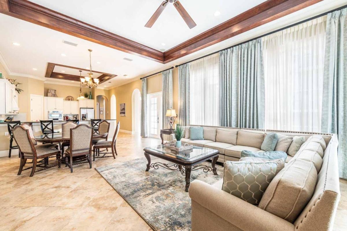 Beautiful 5 Star Villa with Private Pool on the Prestigious Reunion Resort and Spa Orlando Villa 4551 - image 6