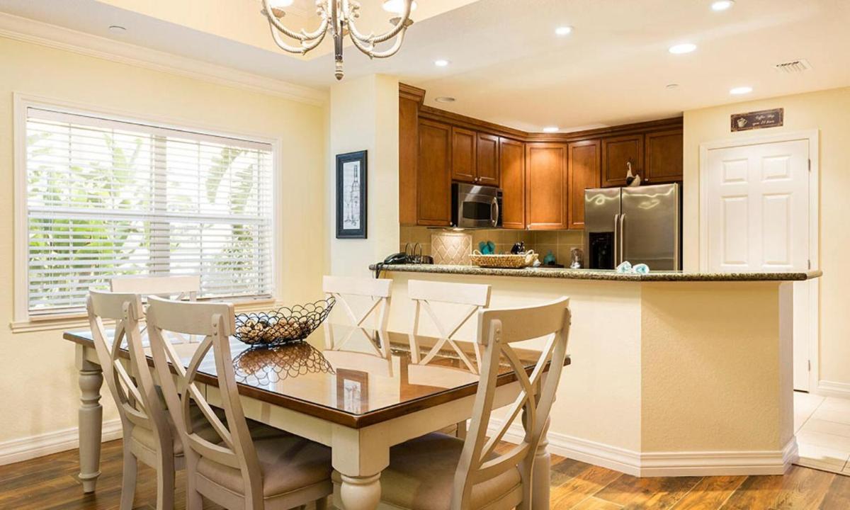 Ultimate 3 Bedroom Condo on Reunion Resort and Spa Orlando Condo 4592 - image 5
