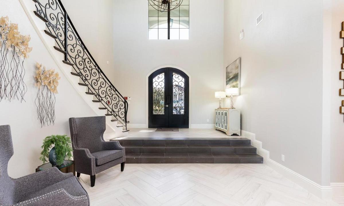 Exclusive Villa with Large Private Pool on Reunion Resort and Spa Orlando Mansion 4650 - image 3