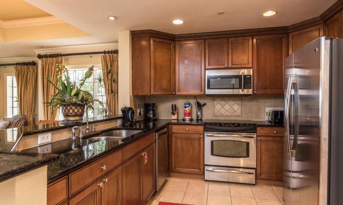 Ultimate 3 Bedroom Condo on Reunion Resort and Spa Orlando Condo 4646 - image 4