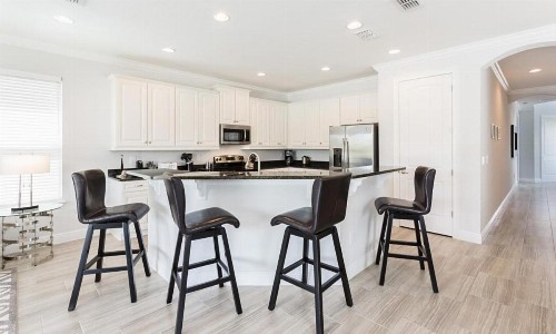 Rent the Perfect 5 Bedroom Villa on Reunion Resort and Spa Orlando Villa 4752 - image 6