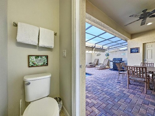 Windsor-5 Bed Townhouse w splashpool-3801WW - image 15