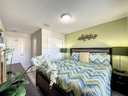 Windsor-5 Bed Townhouse w splashpool-3801WW - image 19