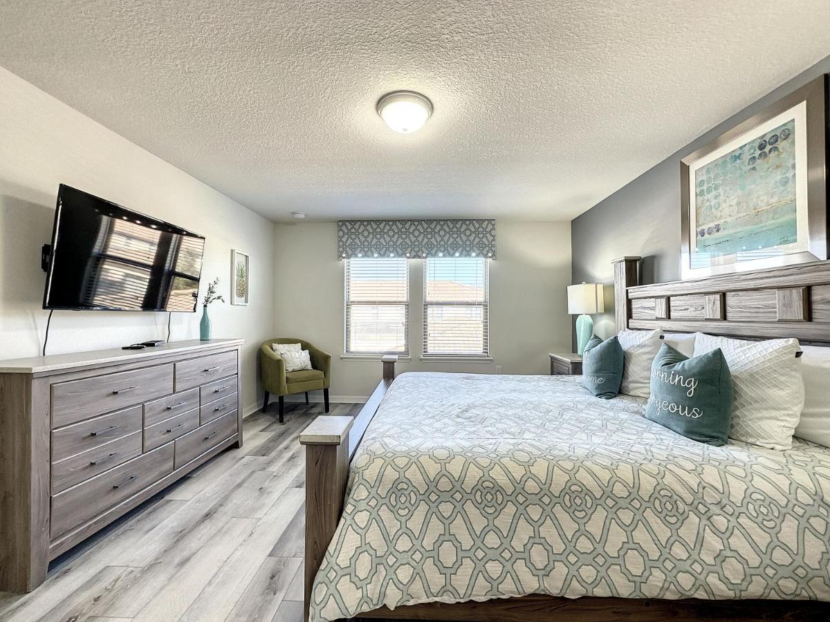 Windsor-5 Bed Townhouse w splashpool-3801WW - image 2