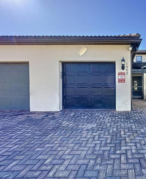 Windsor-5 Bed Townhouse w splashpool-3801WW - image 21