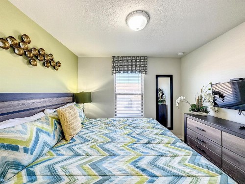 Windsor-5 Bed Townhouse w splashpool-3801WW - image 30