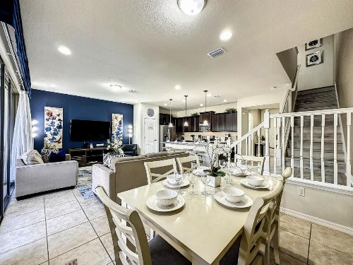 Windsor-5 Bed Townhouse w splashpool-3801WW - image 36