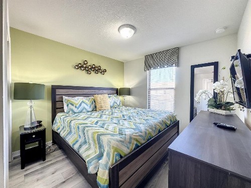 Windsor-5 Bed Townhouse w splashpool-3801WW - image 40