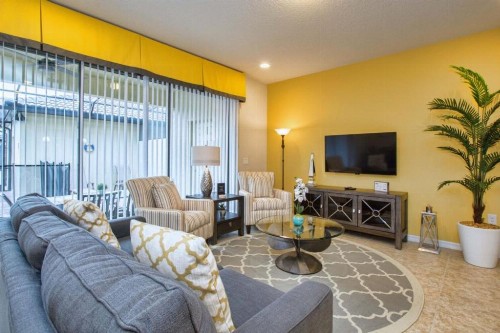 Windsor-5 Bed Townhouse w splashpool-3815WW - image 1