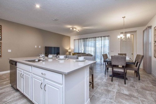 5 Bedrooms Townhome w- Splashpool - 8205SA - image 24