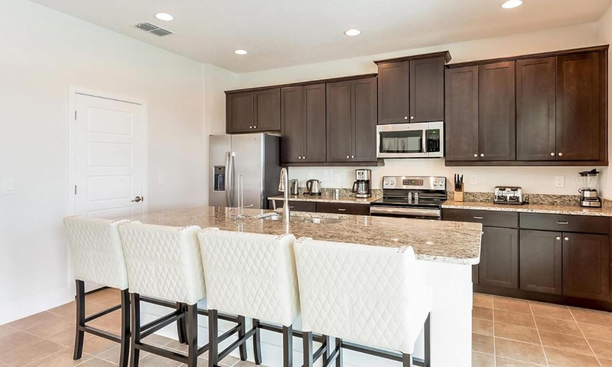 Exclusive Villa with Large Private Pool on Encore Resort at Reunion Orlando Villa 4383 - image 7