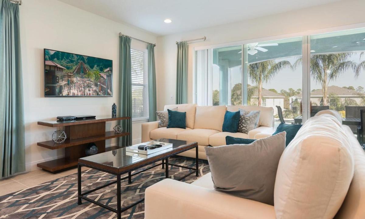 Luxury Contemporary Style Villa on Encore Resort at Reunion Orlando Villa 4385 - image 5
