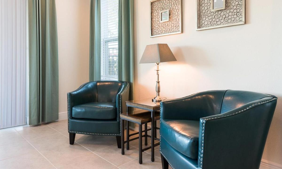 Luxury Contemporary Style Villa on Encore Resort at Reunion Orlando Villa 4385 - image 6
