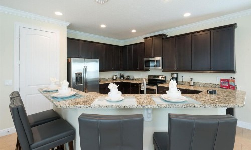 Rent Your Own Orlando Villa with Large Private Pool on Encore Resort at Reunion Orlando Villa 4374 - image 6
