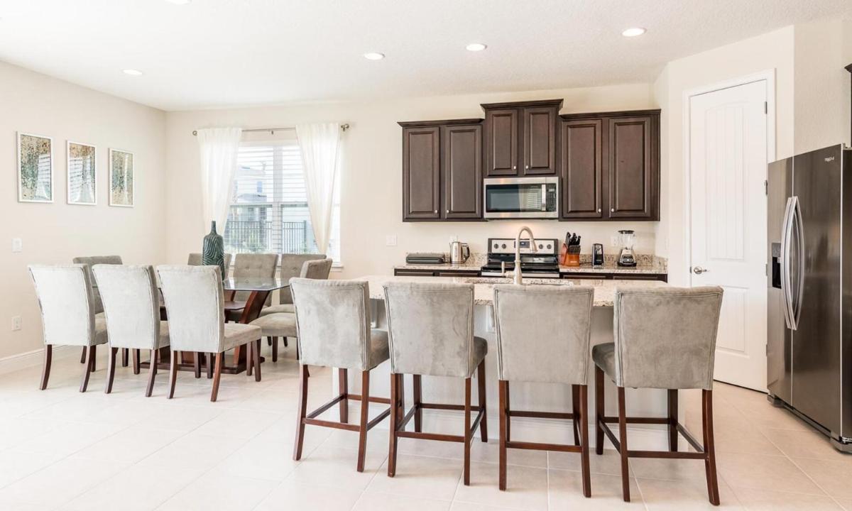 Beautiful 5 Star Villa on Encore Resort at Reunion with Large Private Pool Orlando Villa 4455 - image 7