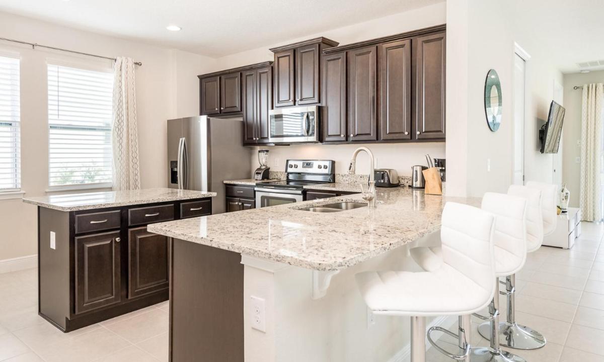 Beautiful Villa with first class amenities on Encore Resort at Reunion Orlando Villa 4478 - image 5