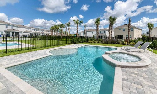 Beautiful Villa with first class amenities on Encore Resort at Reunion Orlando Villa 4487 - image 1