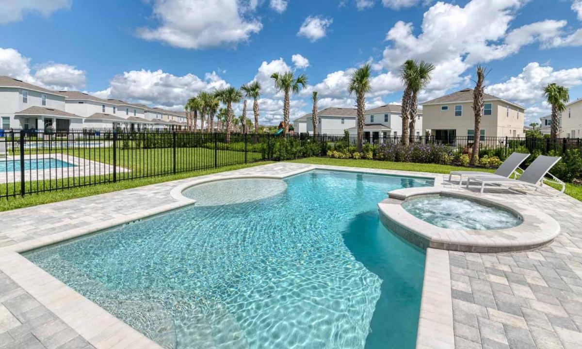 Beautiful Villa with first class amenities on Encore Resort at Reunion Orlando Villa 4487 - main image