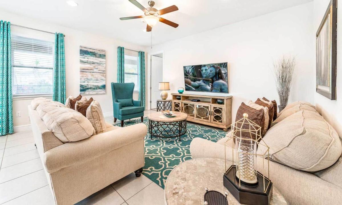 Beautiful Villa with first class amenities on Encore Resort at Reunion Orlando Villa 4502 - image 7