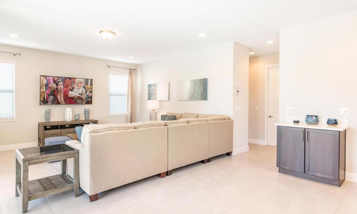 Luxury Contemporary Style Villa on Encore Resort at Reunion Orlando Villa 4497 - image 4