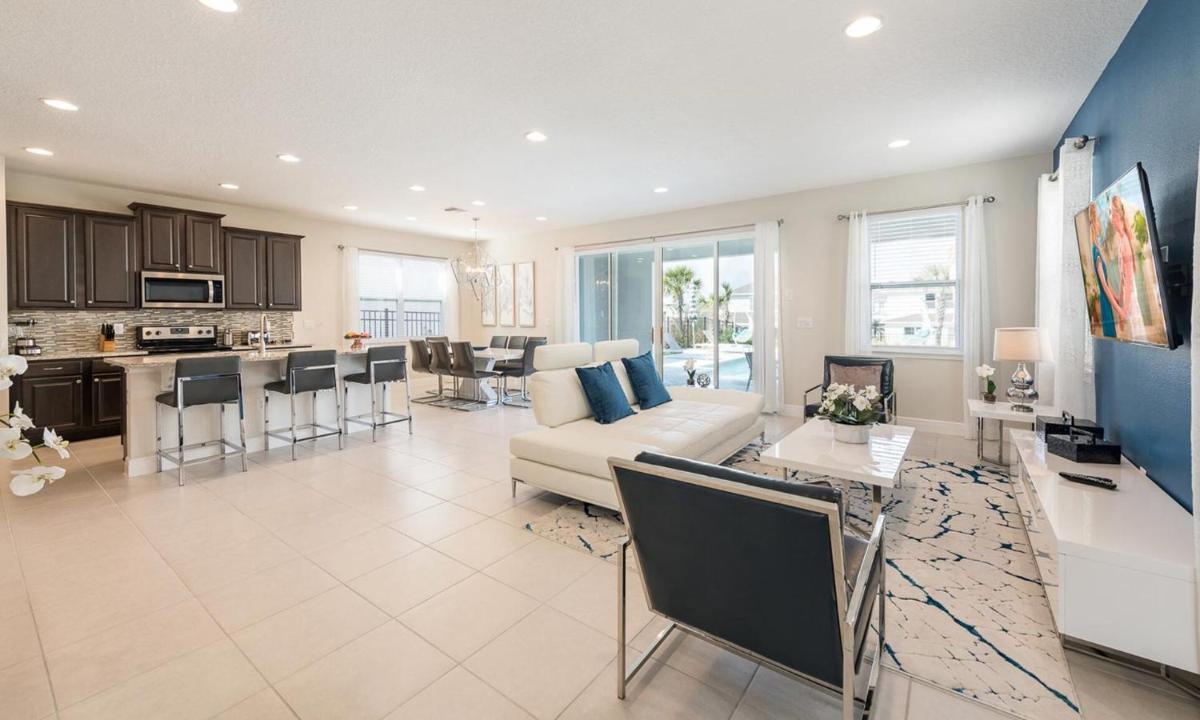 Luxury Private Villa with Large Pool on Encore Resort at Reunion Orlando Villa 4476 - image 5