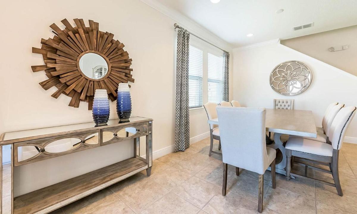 Rent the Perfect 5 Bedroom Villa on Encore Resort at Reunion Orlando Villa 4513 - image 6