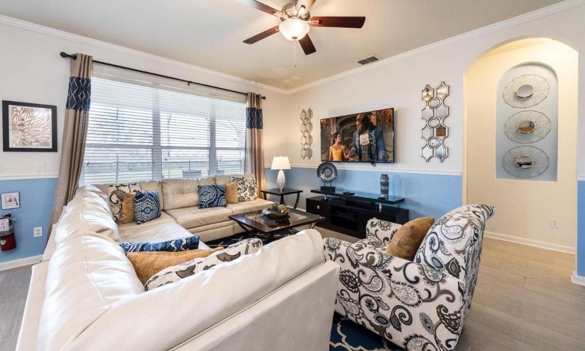 Luxury Contemporary Style Villa on Windsor Hills Resort Orlando Villa 4674 - image 3