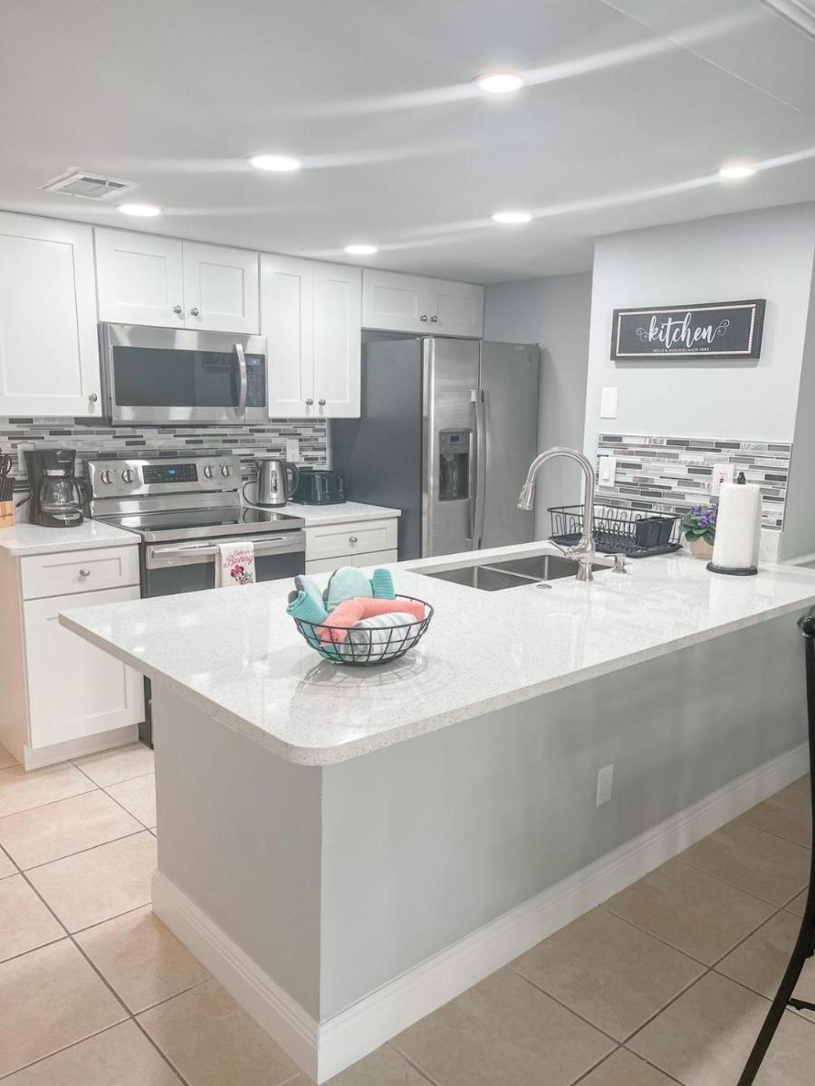 Grand Premier 3BD Condo Apartment near Disney Parks #6 - main image