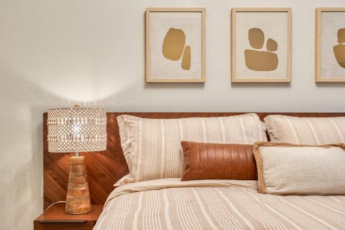 Super Sophisticated 2 bed apartment 10 minutes from Disney parks - image 10