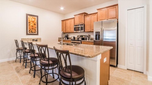 Beautiful Townhome with first class amenities on Storey Lake Resort Orlando Townhome 4809 - image 2