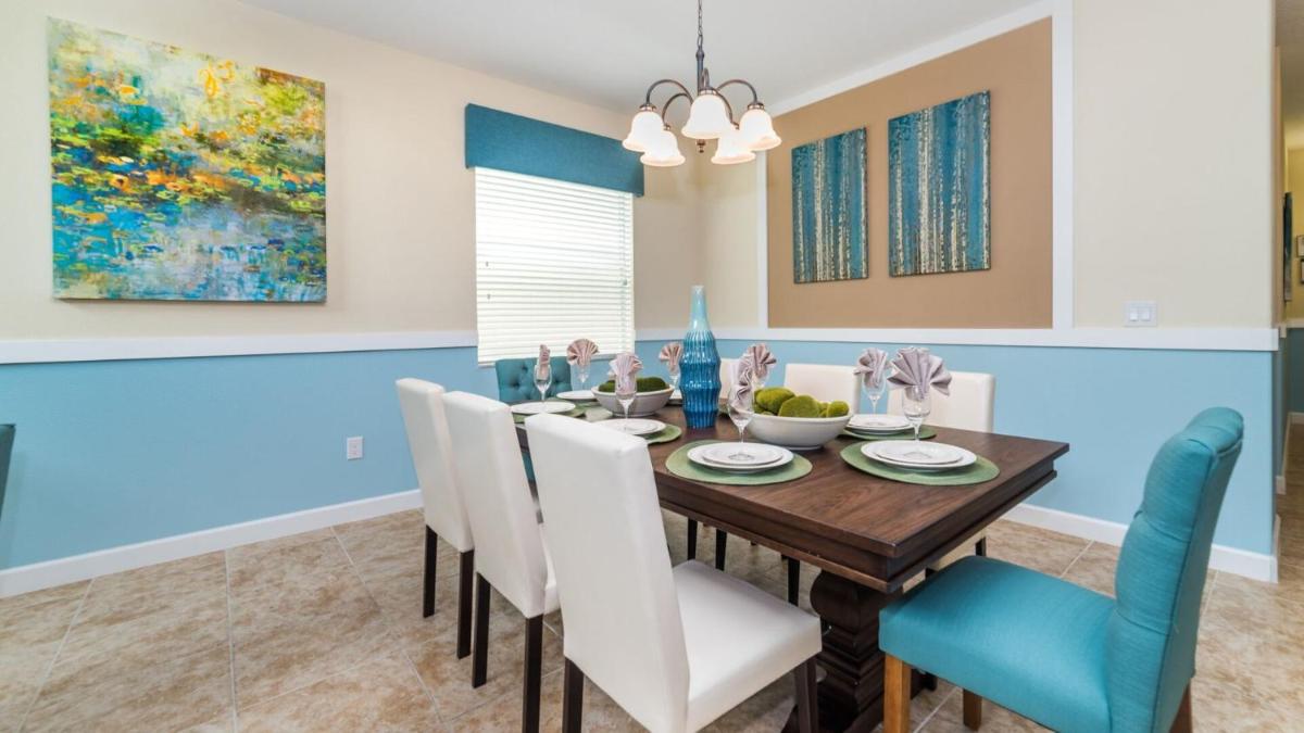 Rent the Perfect 5 Bedroom Villa on Paradise Palms Resort Orlando Villa 4816 - image 5