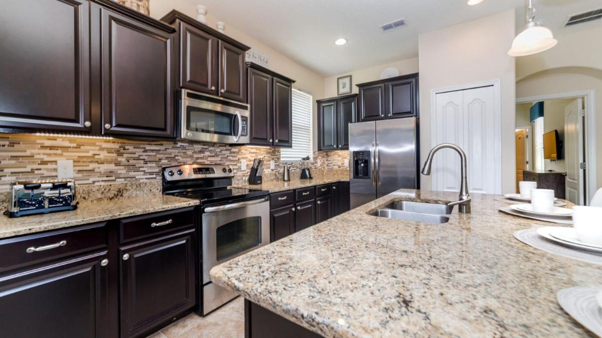 Rent the Perfect 5 Bedroom Villa on Paradise Palms Resort Orlando Villa 4816 - image 6