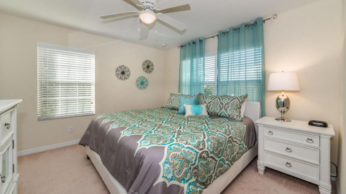Rent this Luxury 5 Star Townhome on Paradise Palms Resort Orlando Townhome 4826 - image 7