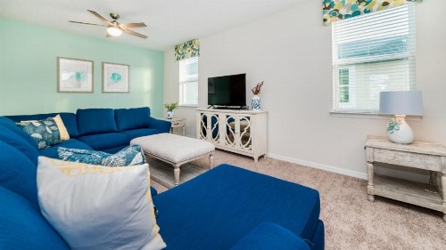 Rent Your Own Exclusive Villa with Large Private Pool on Solara Resort Orlando Villa 4992 - image 10