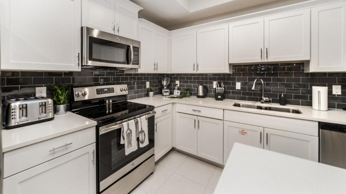 5 Star Condo on Storey Lake Resort Orlando Condo 4836 - image 3
