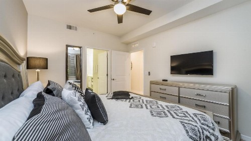 5 Star Condo on Storey Lake Resort Orlando Condo 4836 - image 6