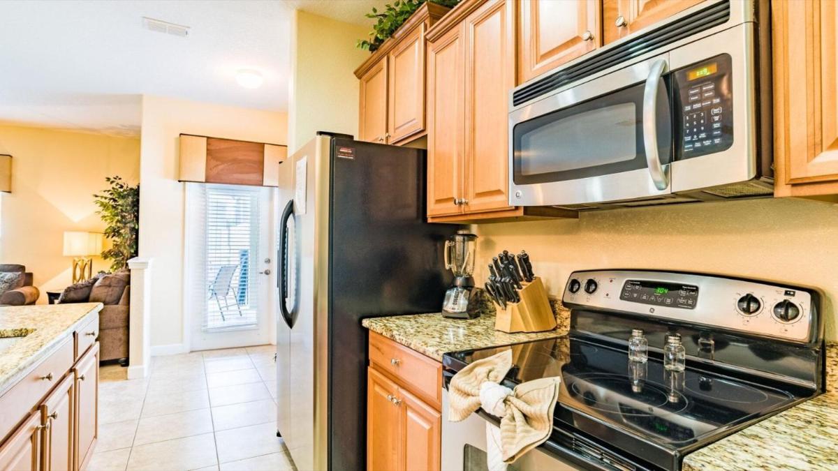 Beautiful 5 Star Townhome on Paradise Palms Resort with Private Pool Orlando Townhome 4833 - image 3