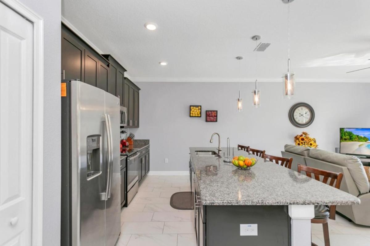 Townhome in One of Orlando's most Exclusive ResortsStorey Lake Resort Orlando Townhome 5071 - image 2