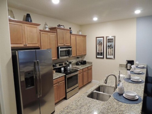 FROZEN Retreat with Private Pool & Baby Gear near Disney World - image 6