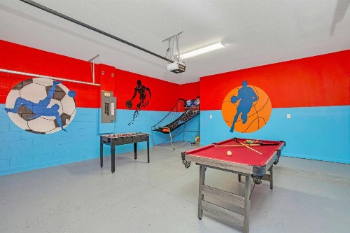 8BR - Family Luxury Resort - Private Pool Theatre and Games! - image 6