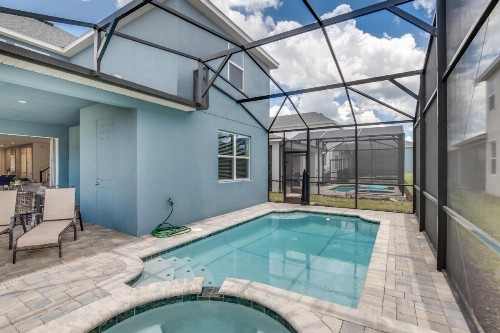 8916 Caroline Bay Court - image 1