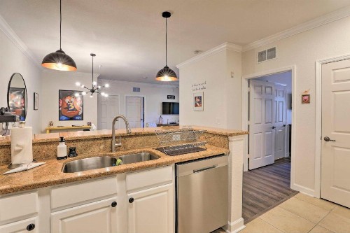 Tuscana Resort Condo about 11 Mi to Disney World! - image 9